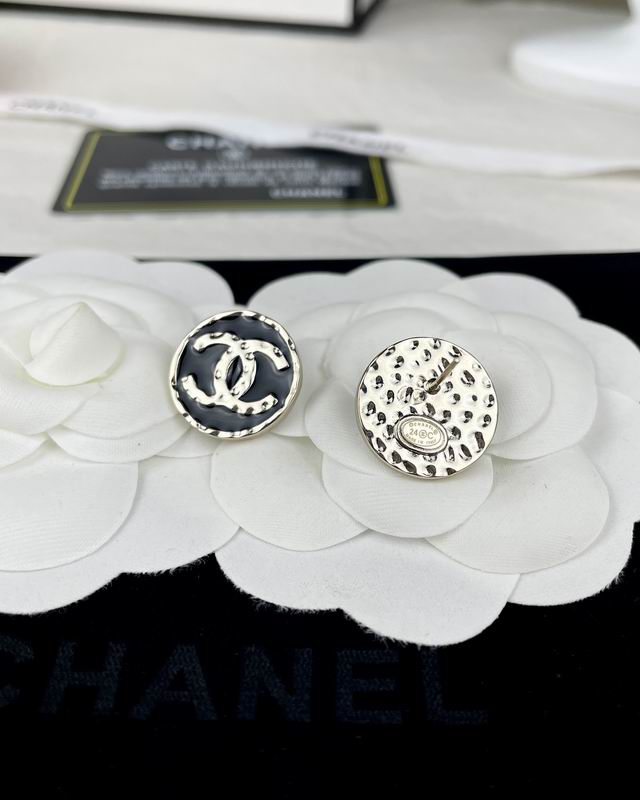 CHANEL Earring