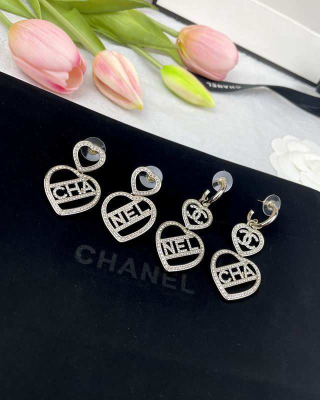 CHANEL Earring