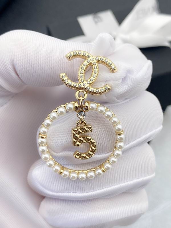 CHANEL Earring