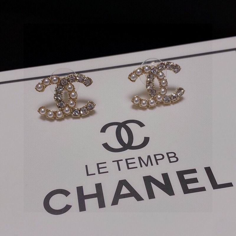 CHANEL Earring