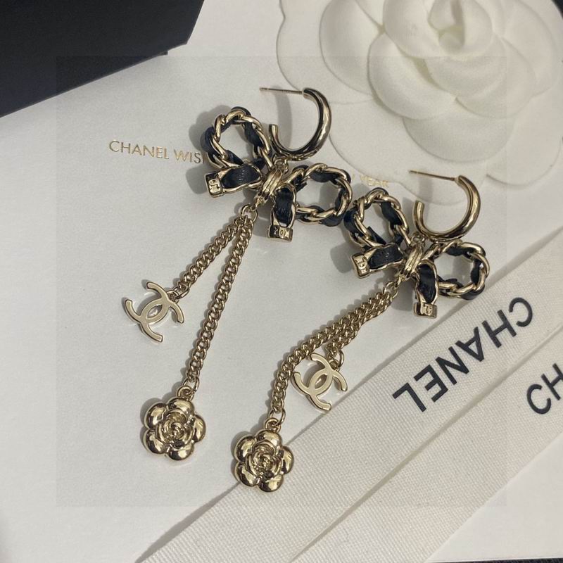 CHANEL Earring