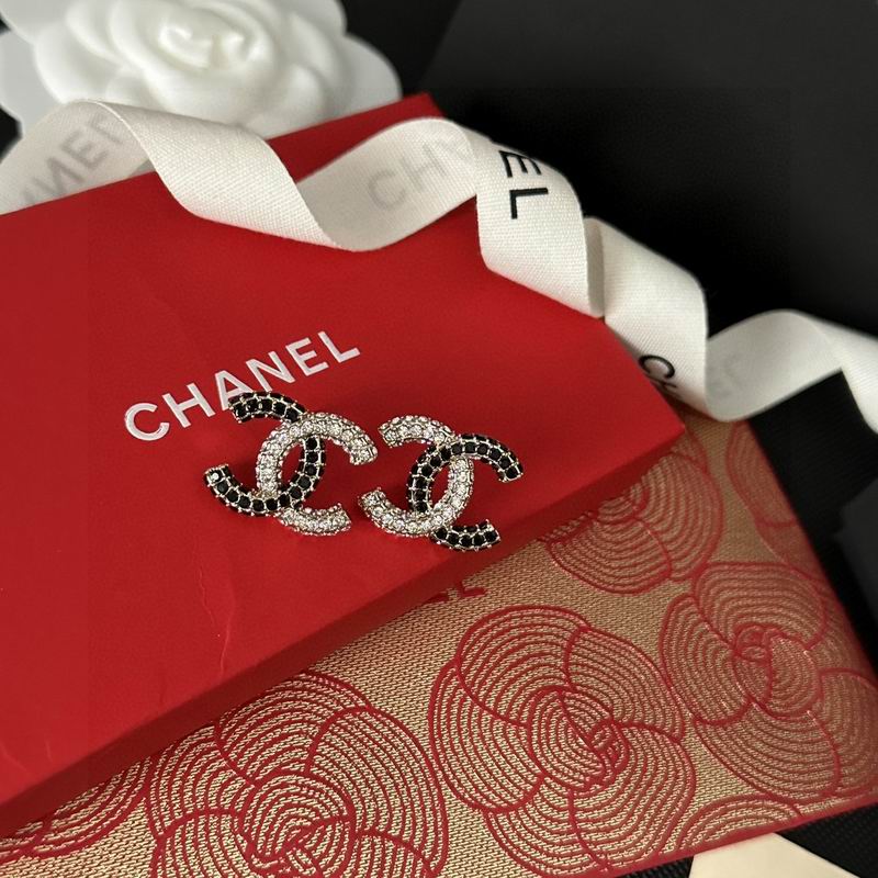 CHANEL Earring