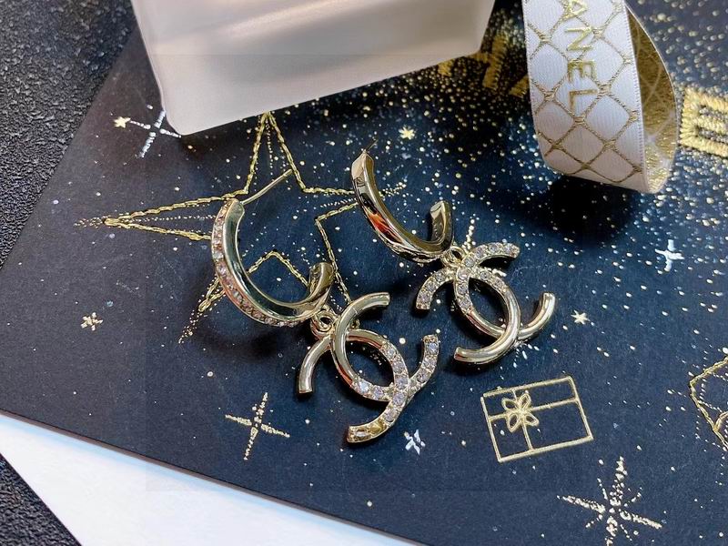 CHANEL Earring