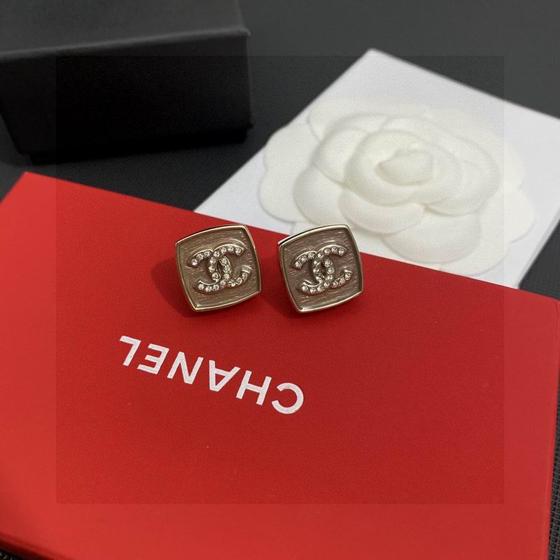 CHANEL Earring