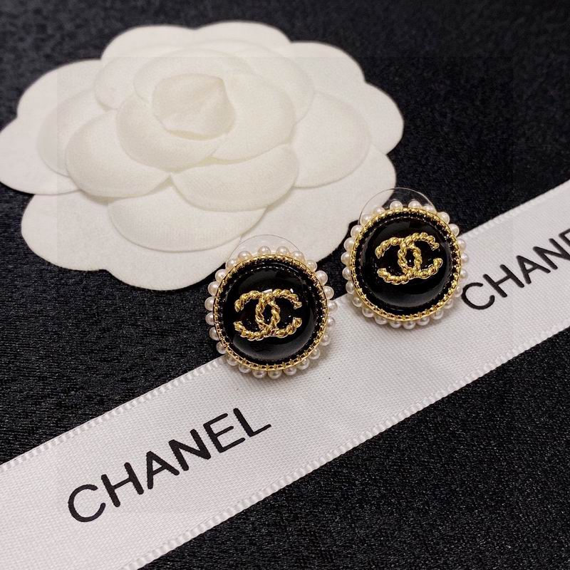 CHANEL Earring