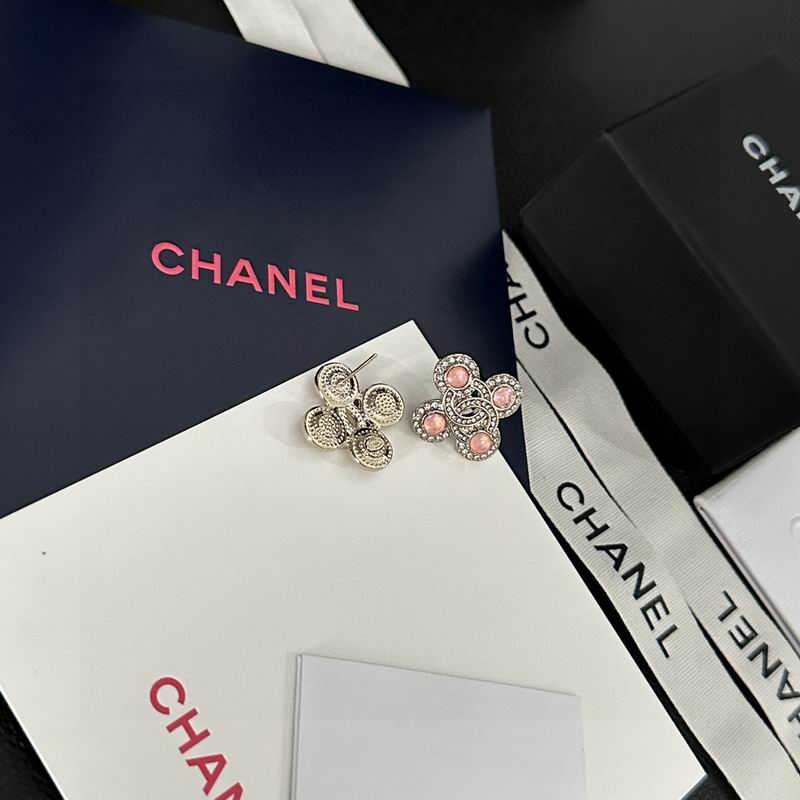CHANEL Earring