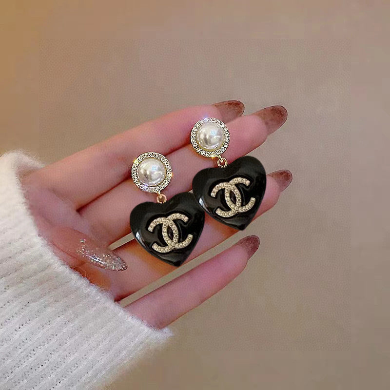 CHANEL Earring