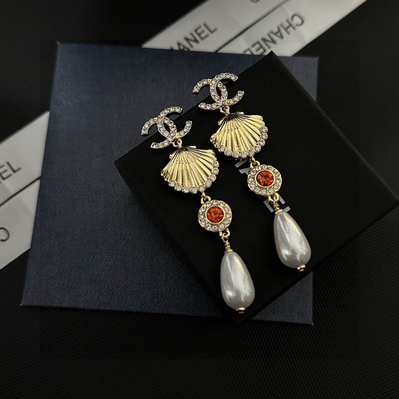 CHANEL Earring