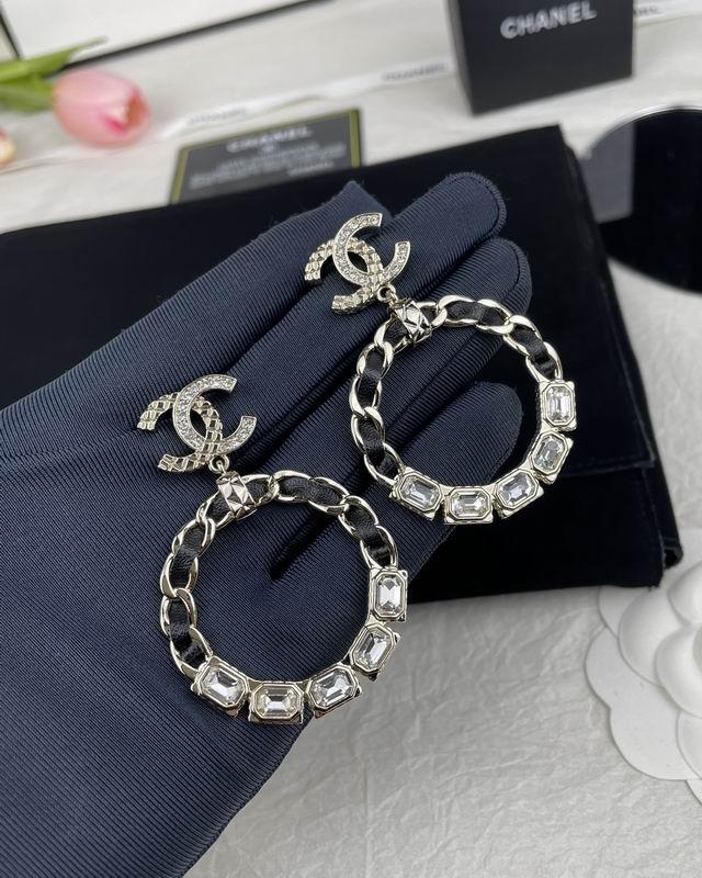 CHANEL Earring