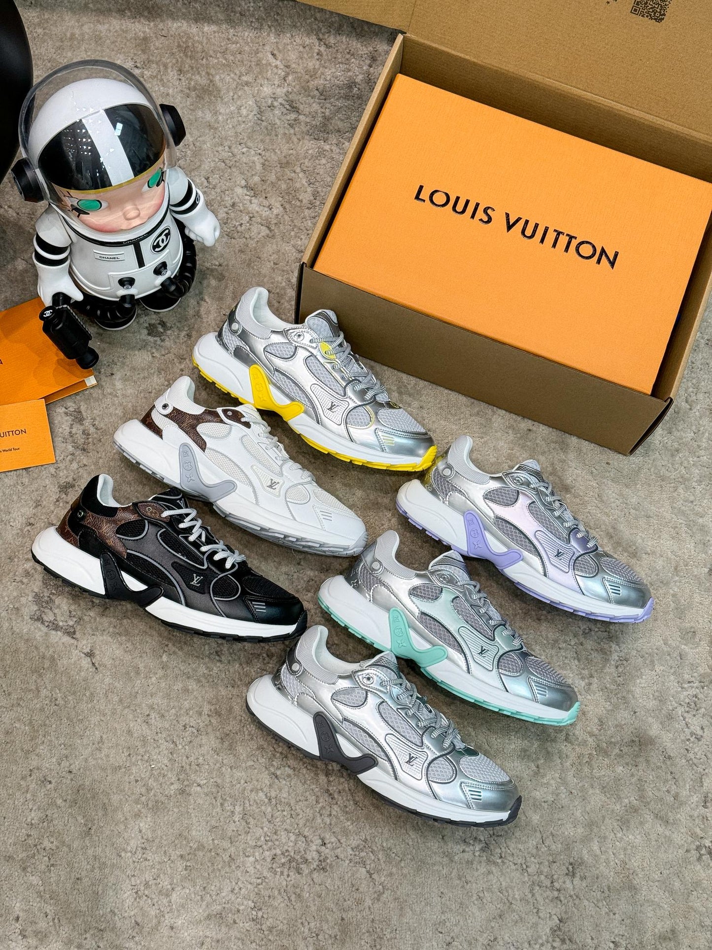 LOUIS VUITTON Olympia sneaker