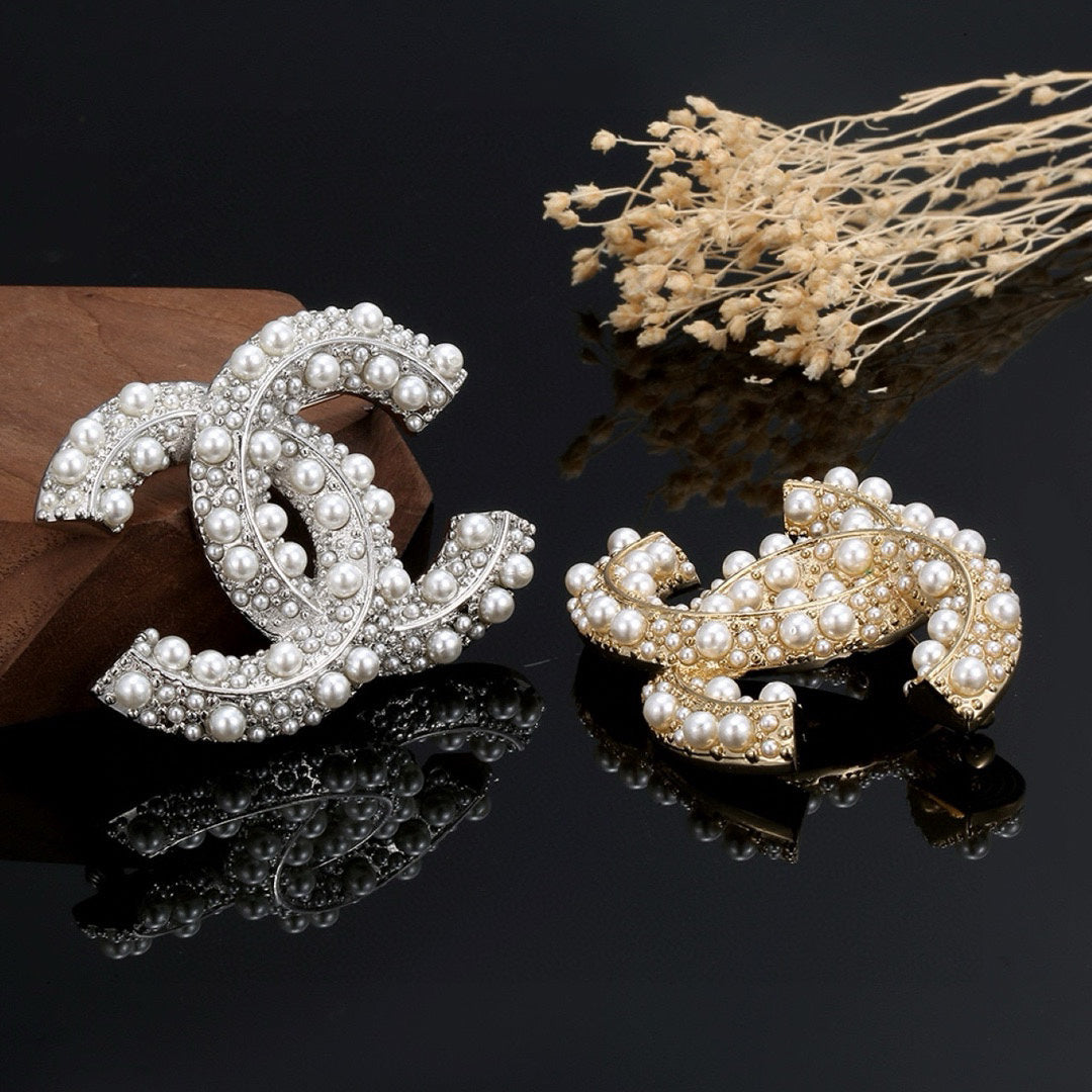 CHANEL brooch