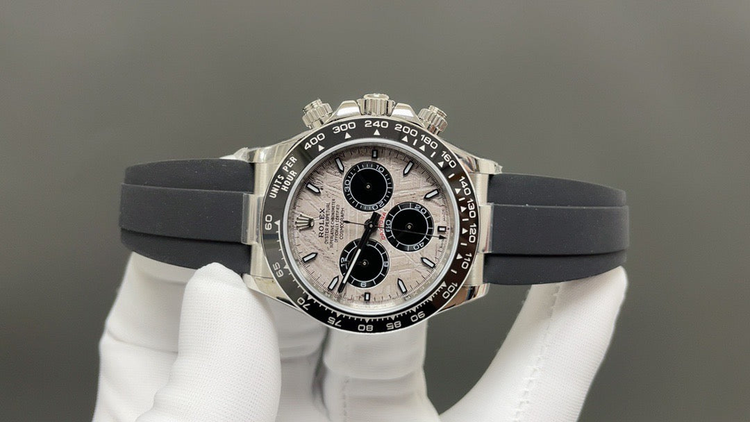 Rolex Daytona Swiss movement watch is equipped with a JH-4131 integrated machine