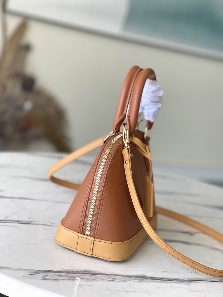 M21179 23.5x17.5x11.5cm