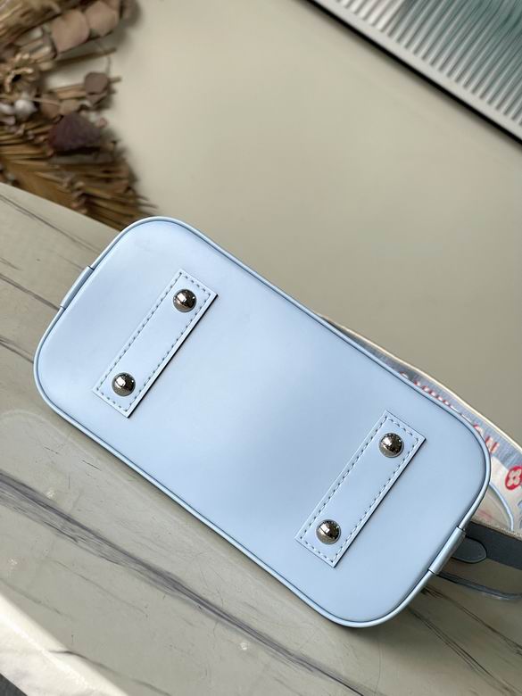 M22357 23.5x17.5x11.5cm