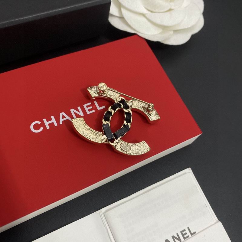 C.H.A.N.E.L Brooch 17