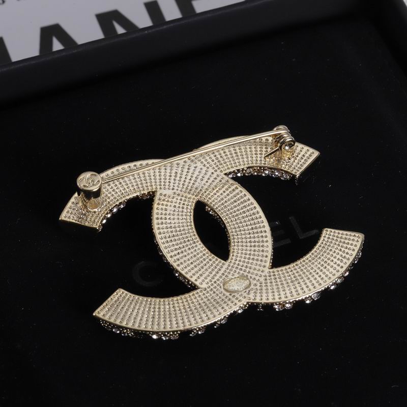 C.H.A.N.E.L Brooch 20