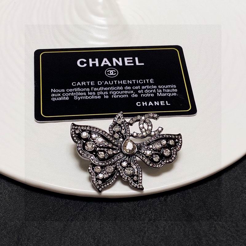 C.H.A.N.E.L Brooch 23