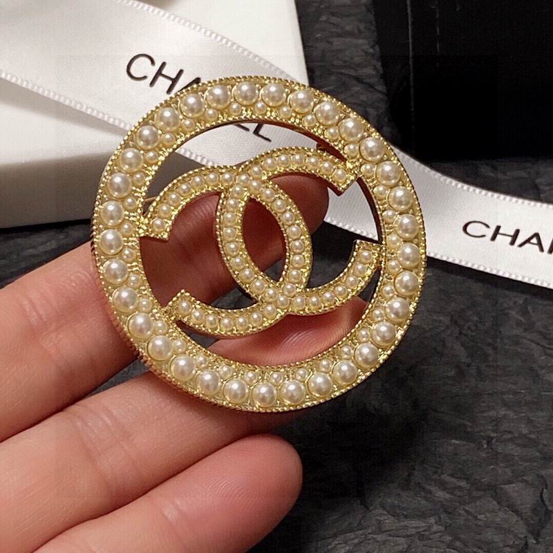 C.H.A.N.E.L Brooch 2