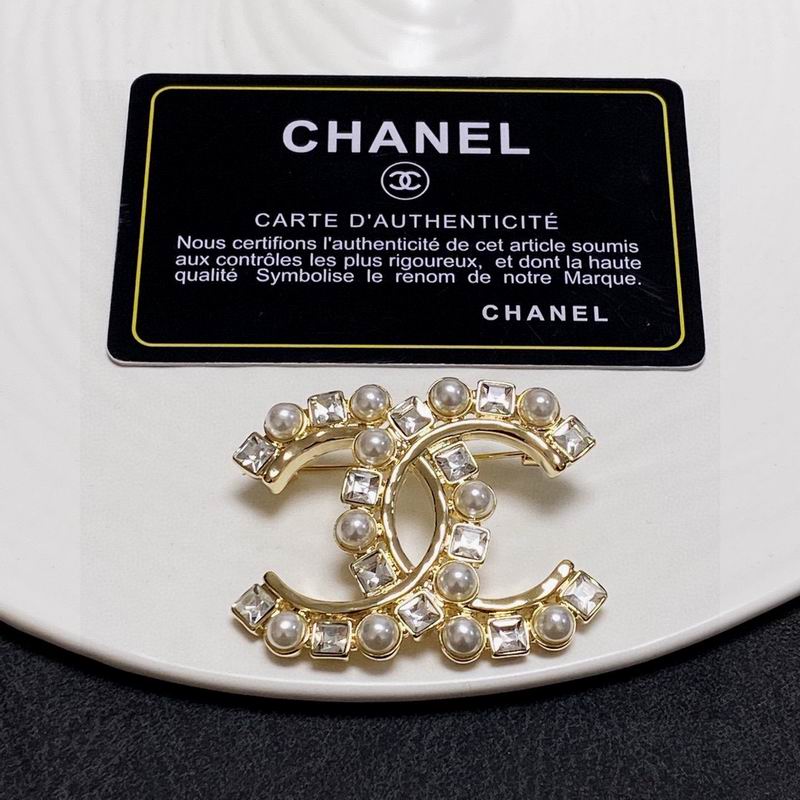 C.H.A.N.E.L Brooch 59