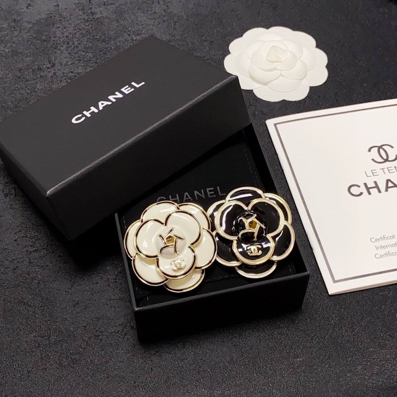 C.H.A.N.E.L Brooch 66