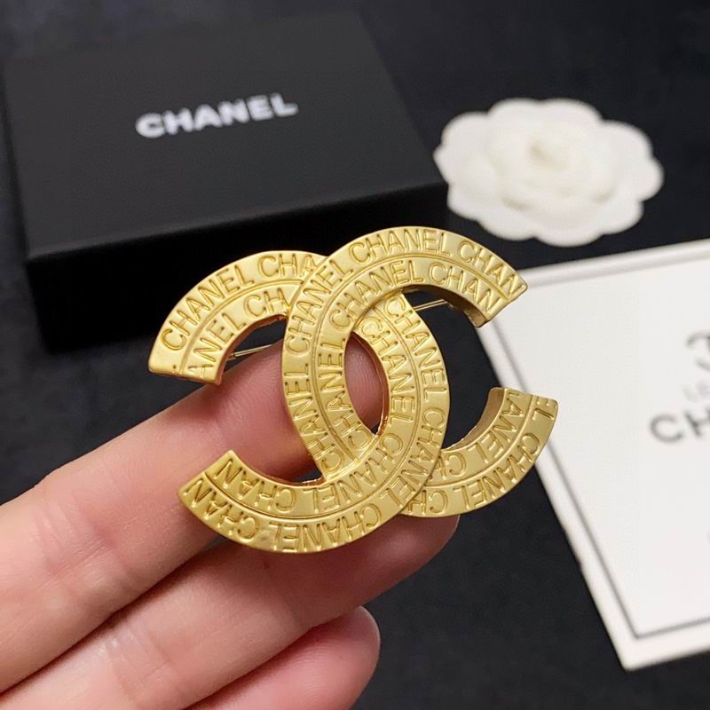 C.H.A.N.E.L Brooch 8