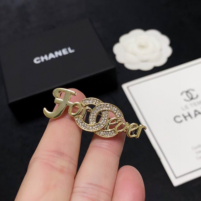 C.H.A.N.E.L Brooch 88