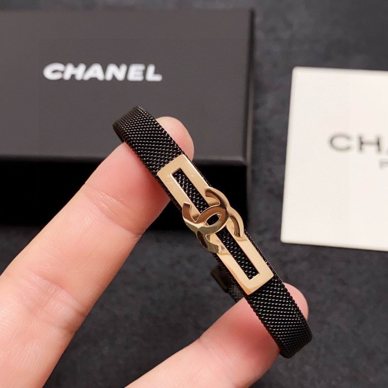 C.H.A.N.E.L Bracelet 37