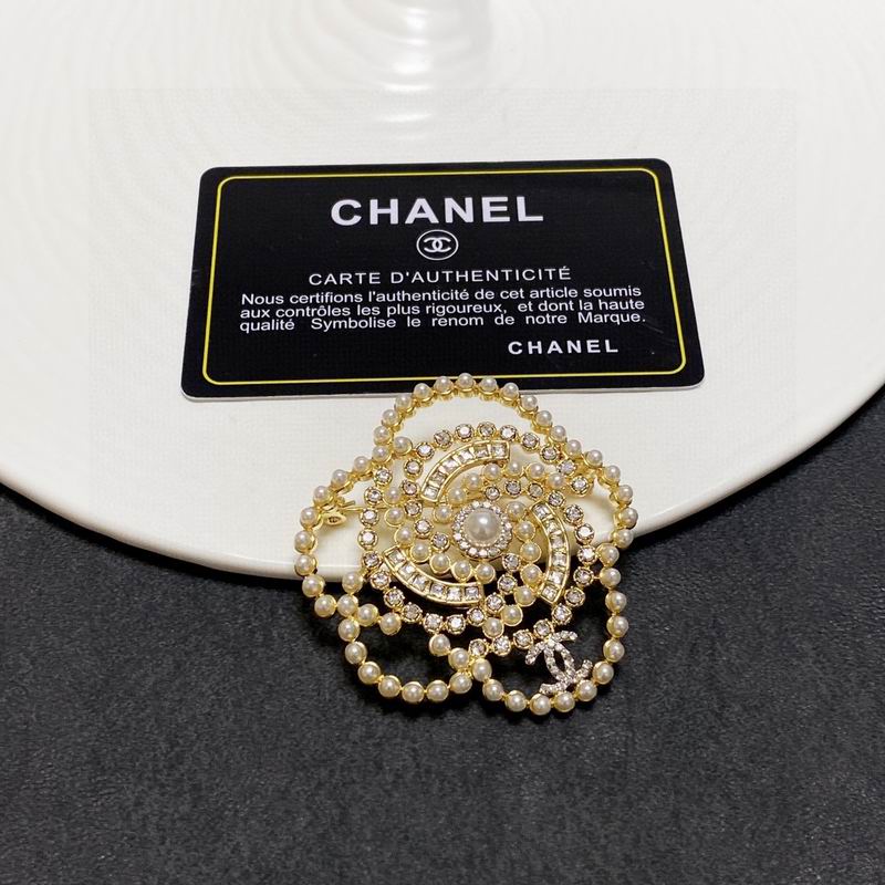 C.H.A.N.E.L Brooch 36