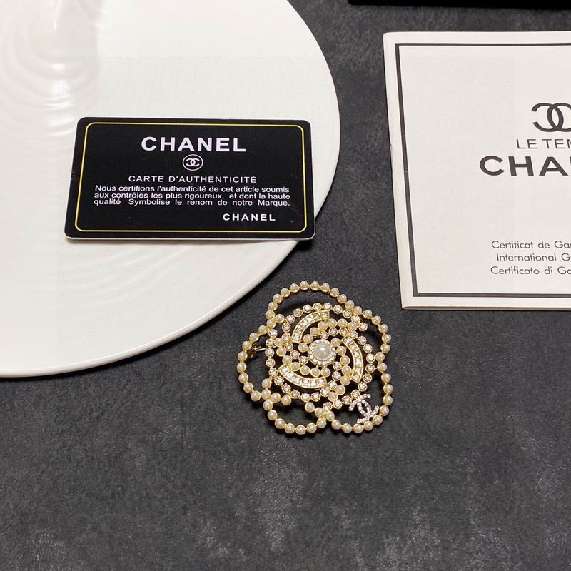 C.H.A.N.E.L Brooch 36