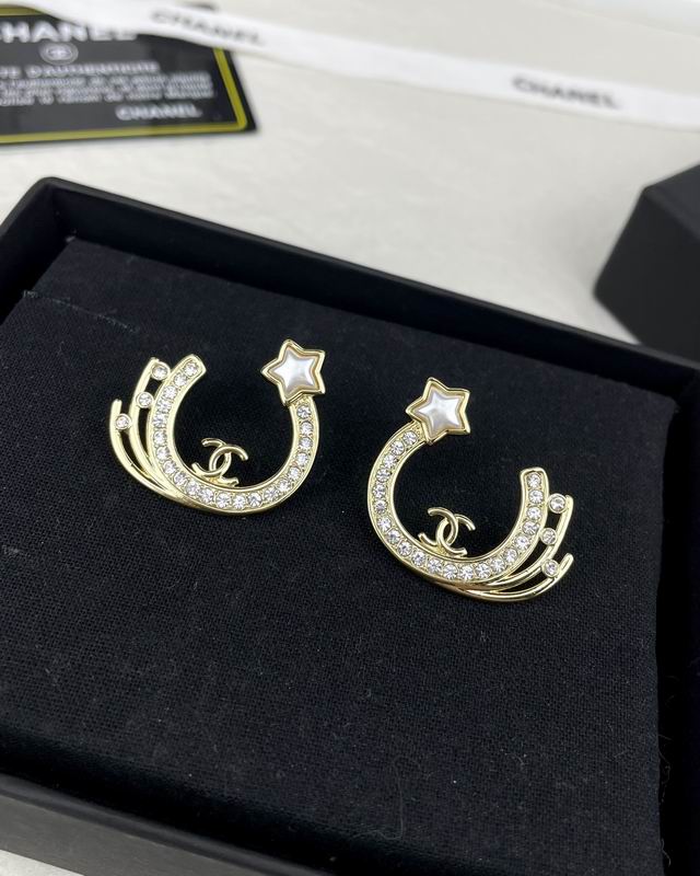 CHANEL Earring
