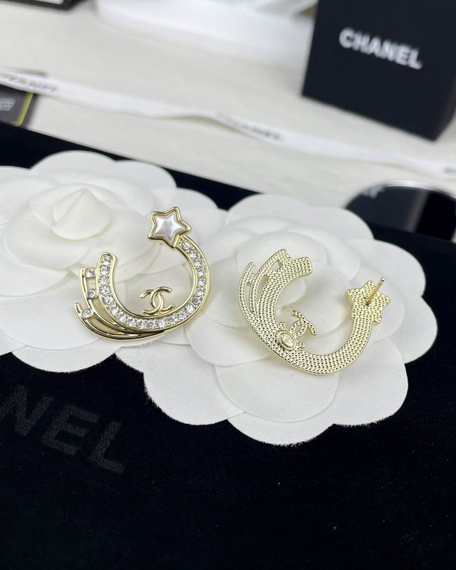 CHANEL Earring