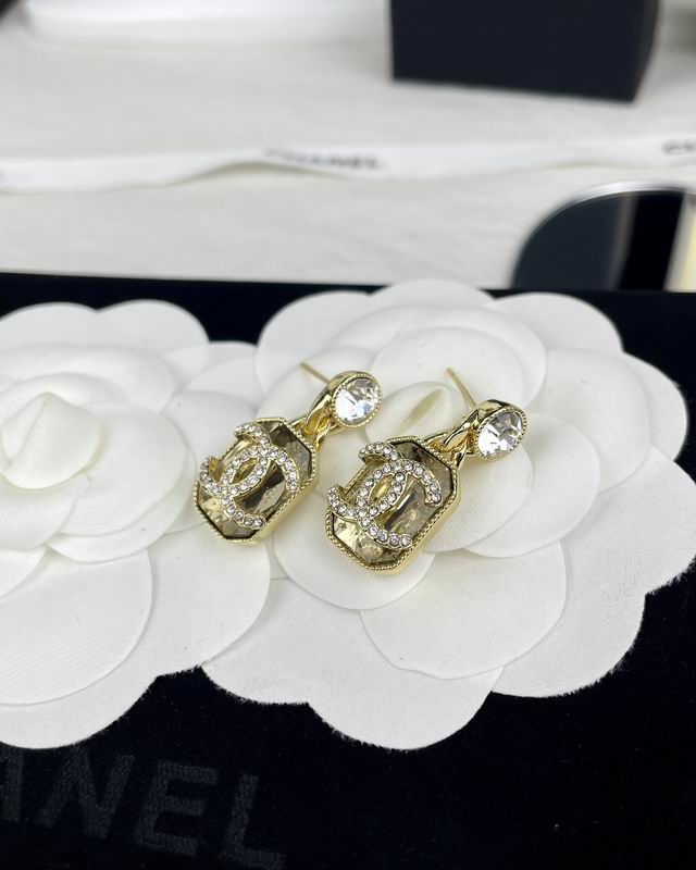 CHANEL Earring