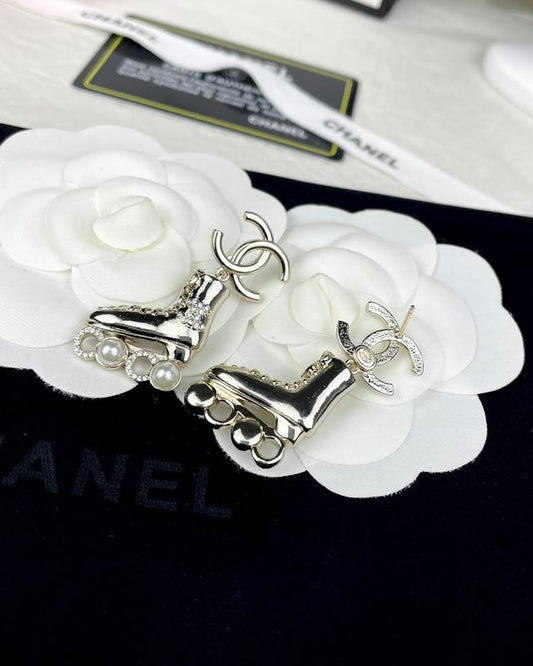 CHANEL Earring