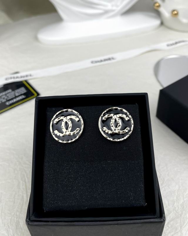 CHANEL Earring