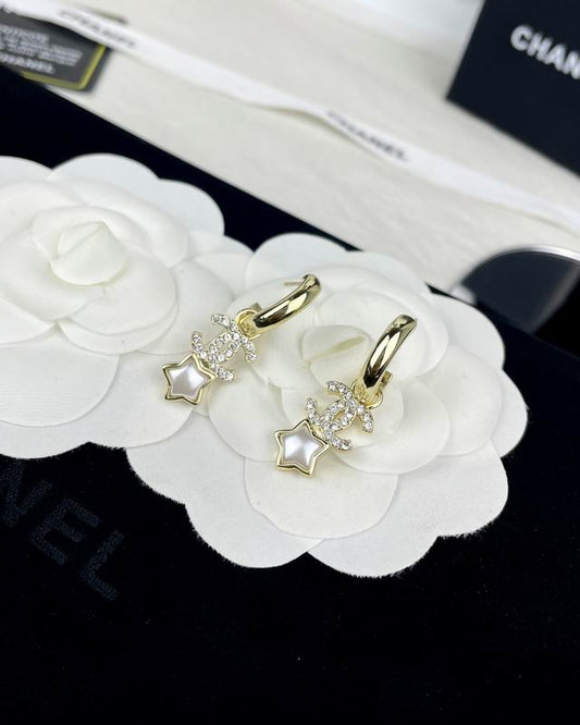 CHANEL Earring