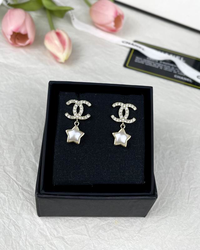 CHANEL Earring