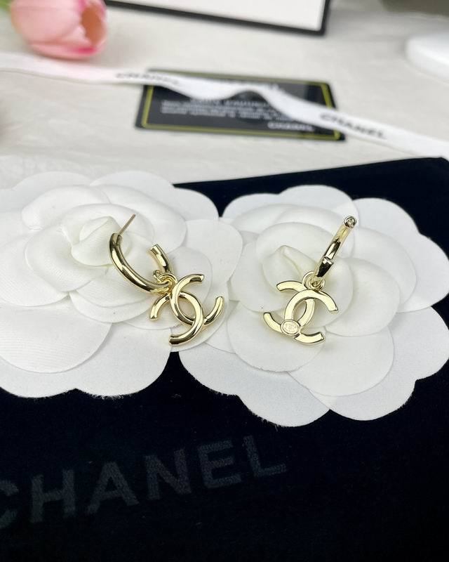CHANEL Earring