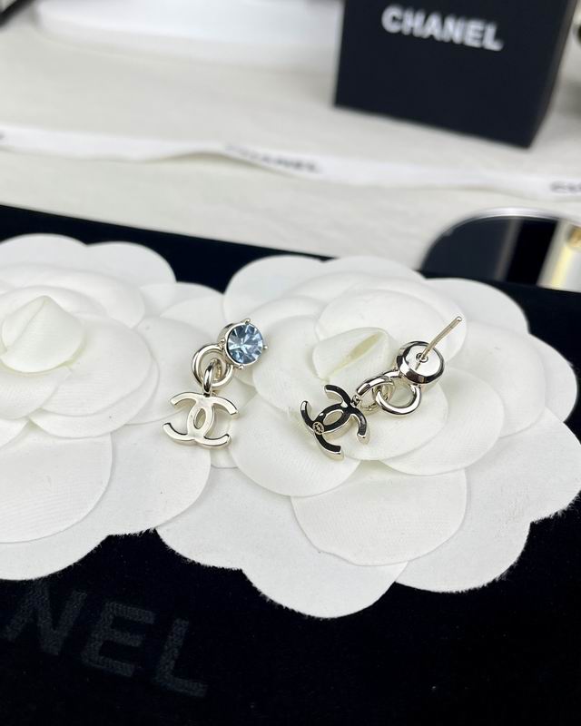 CHANEL Earring