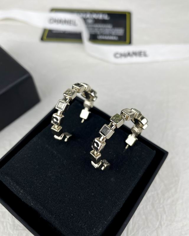 CHANEL Earring