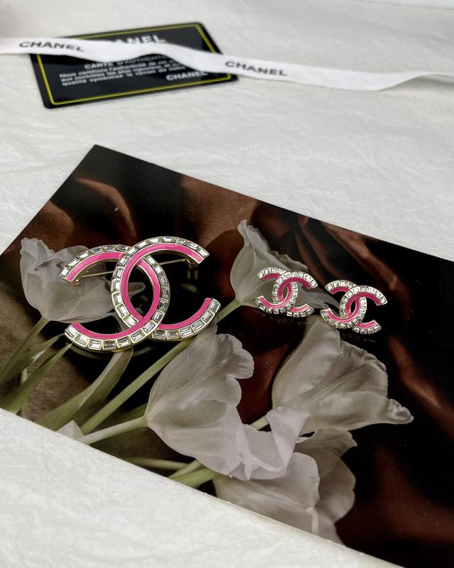 CHANEL Earring