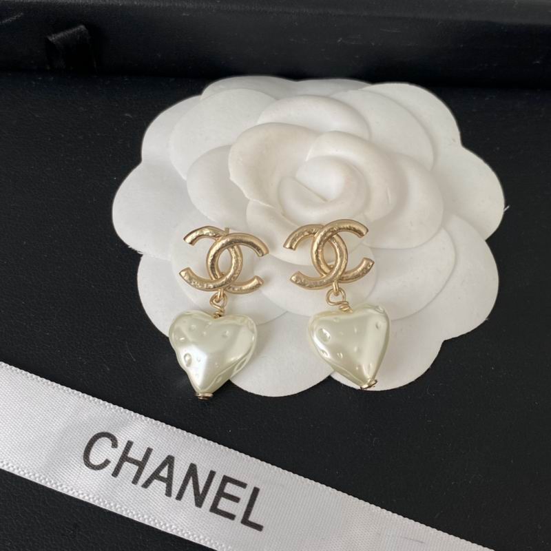 CHANEL Earring