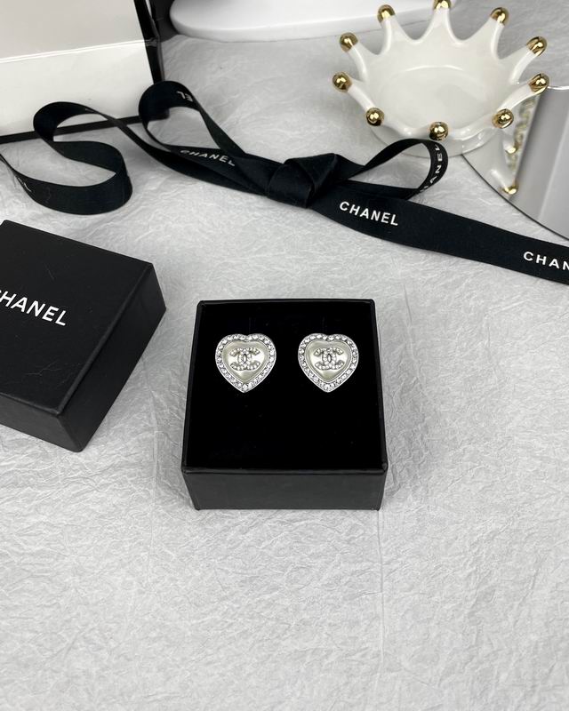 CHANEL Earring