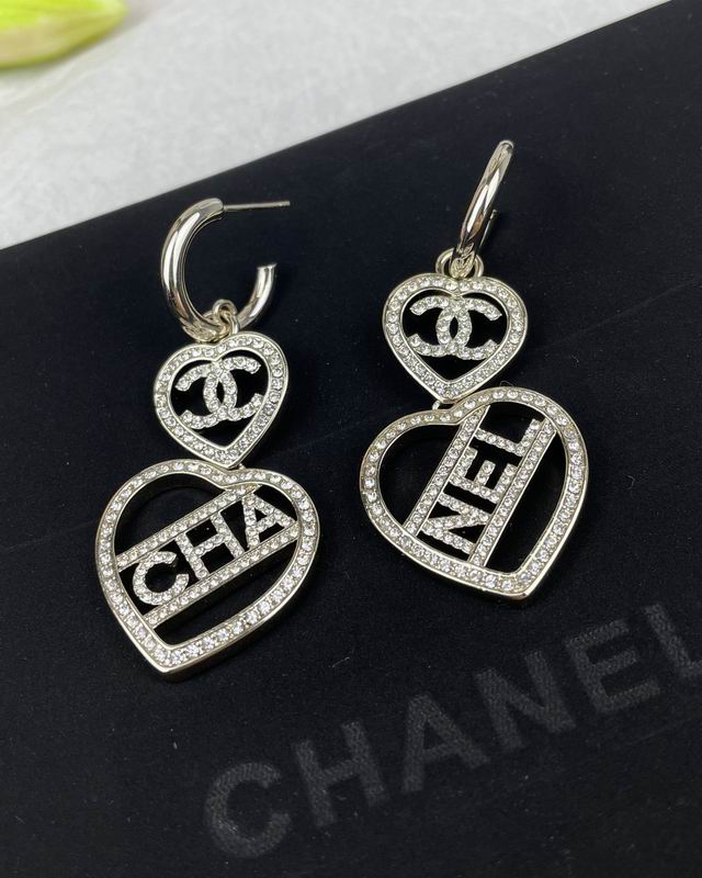 CHANEL Earring
