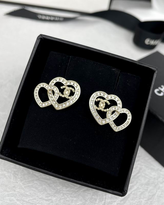 CHANEL Earring
