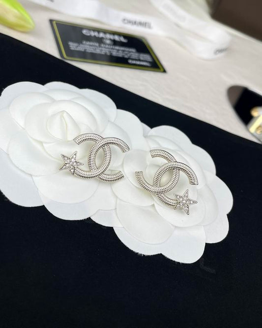 CHANEL Earring