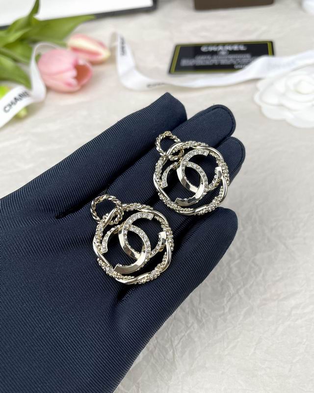 CHANEL Earring