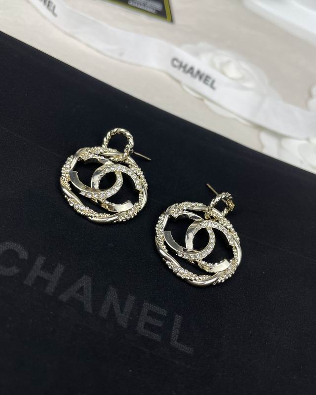 CHANEL Earring