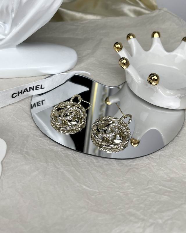 CHANEL Earring