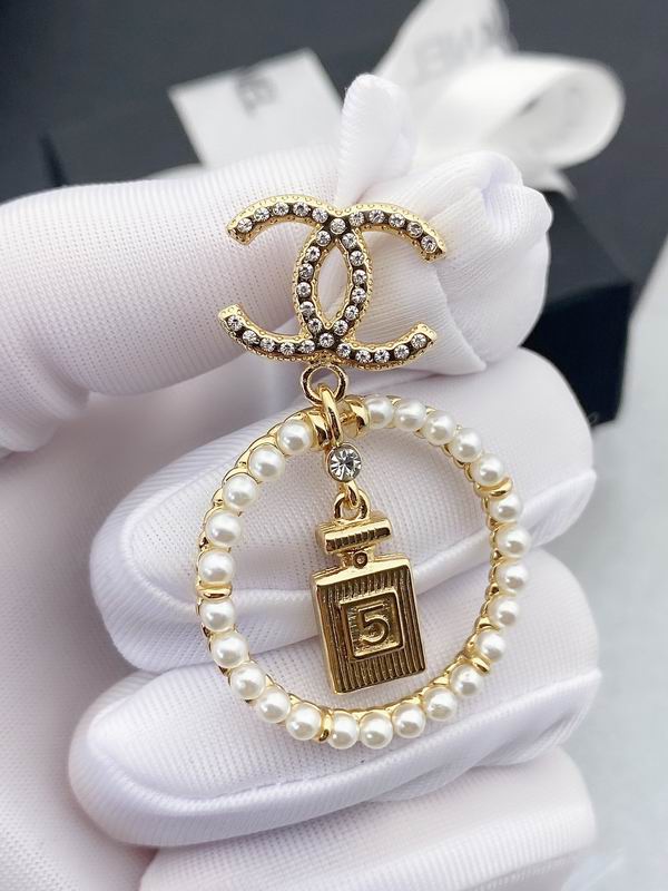 CHANEL Earring