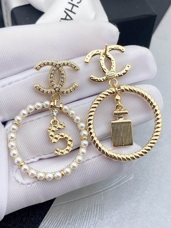 CHANEL Earring